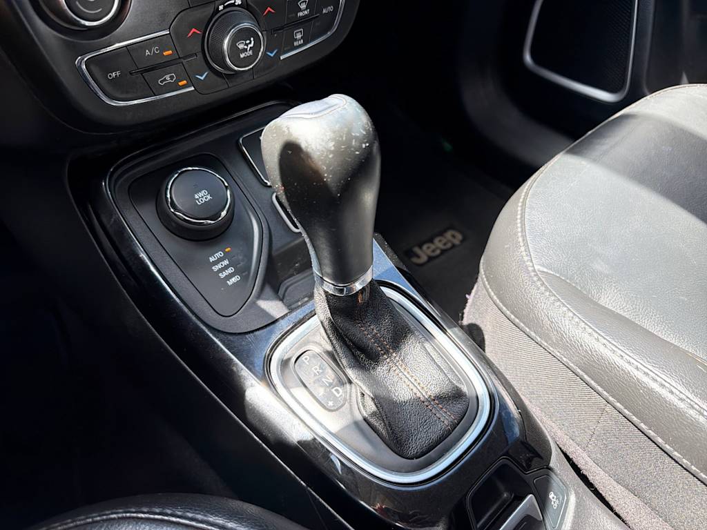 Thumbnail: 2020 Jeep Compass - 10