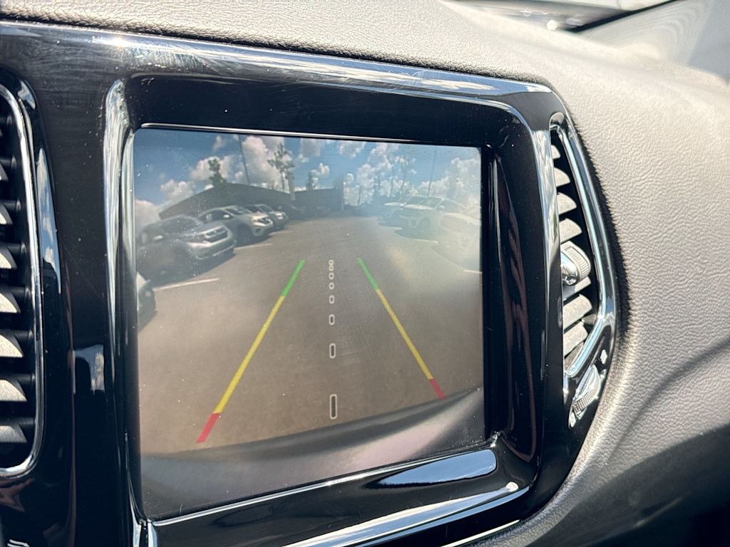 Thumbnail: 2020 Jeep Compass - 33