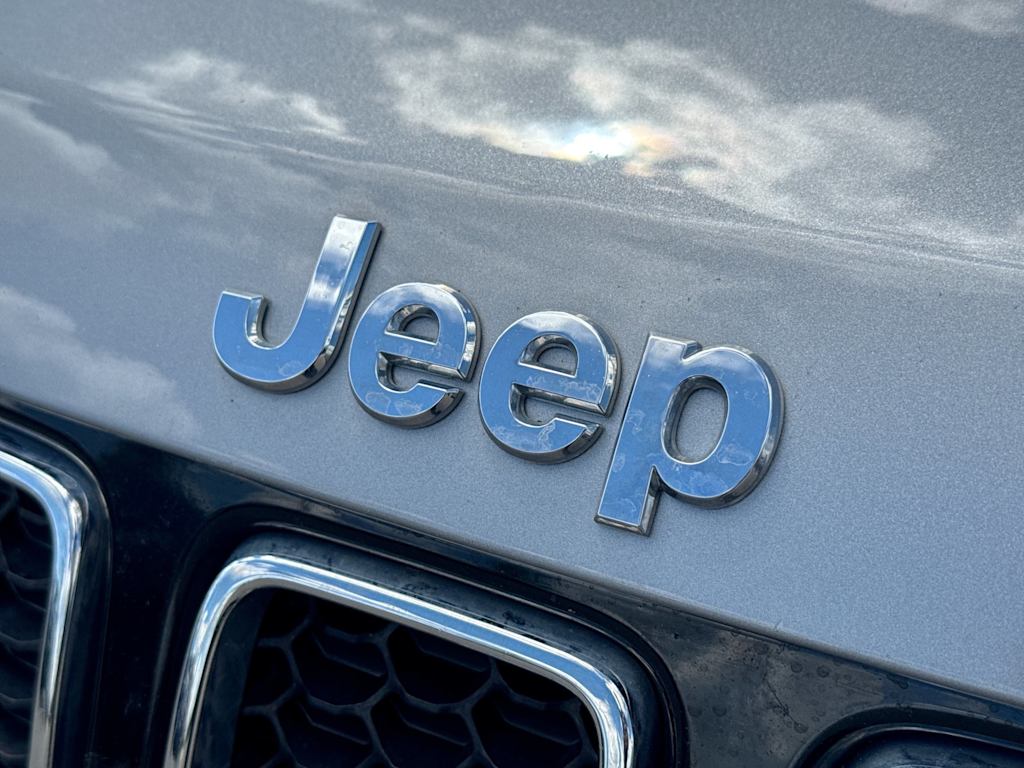 Thumbnail: 2020 Jeep Compass - 7