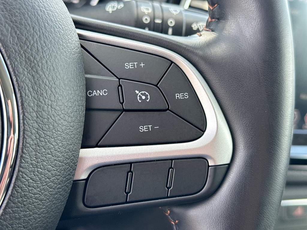 Thumbnail: 2020 Jeep Compass - 30