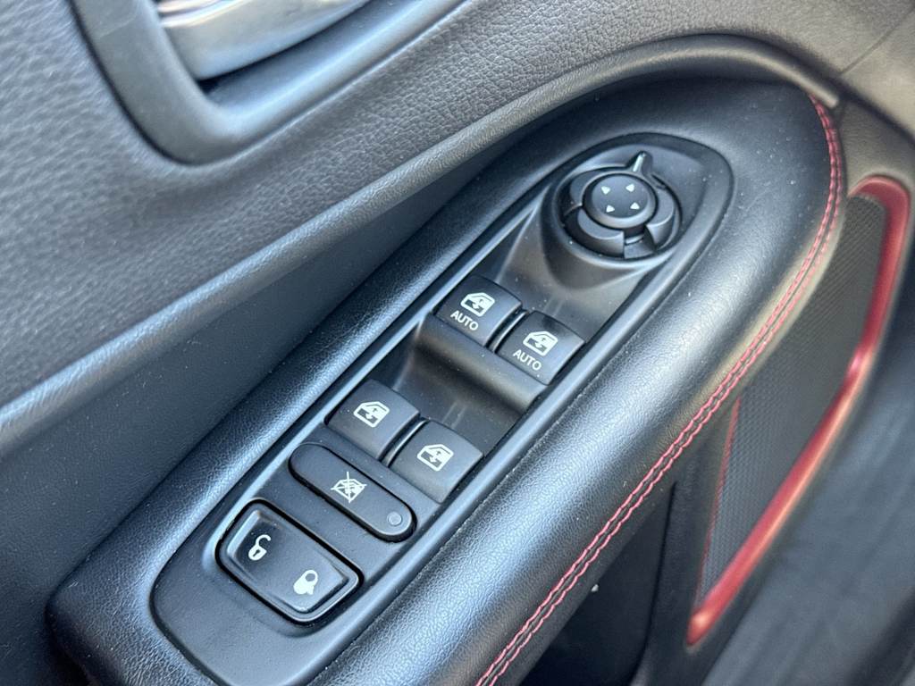 Thumbnail: 2018 Jeep Compass - 25