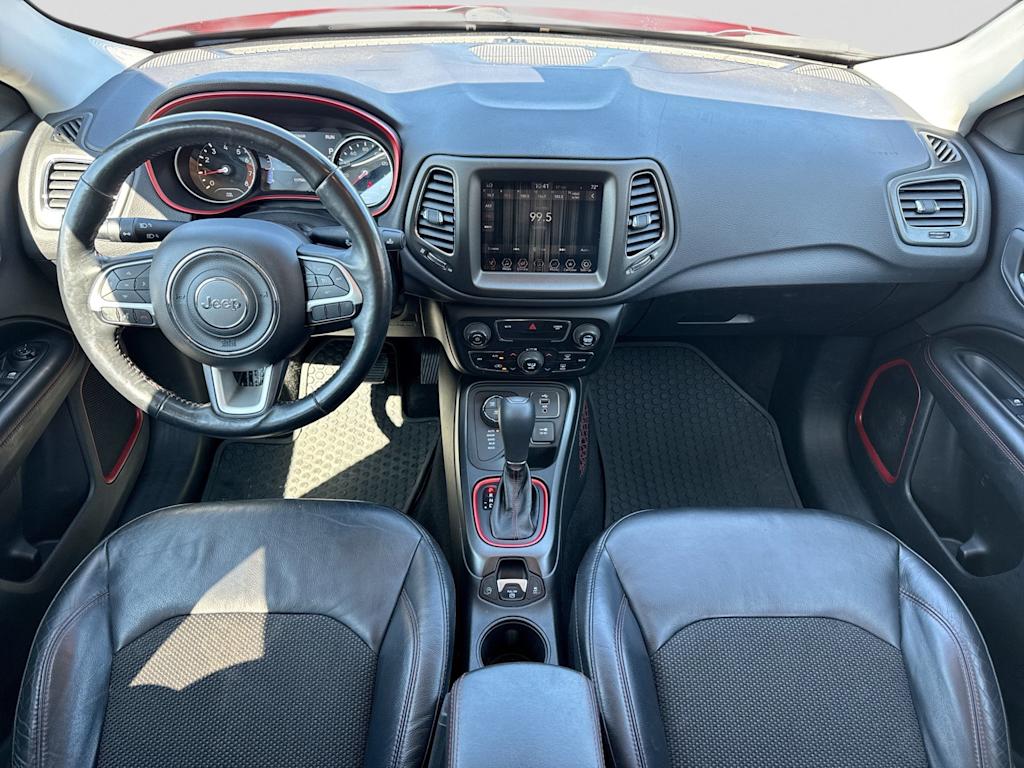 Thumbnail: 2018 Jeep Compass - 9
