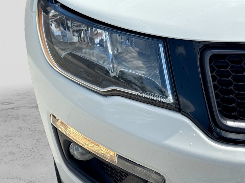 Thumbnail: 2017 Jeep Compass - 6