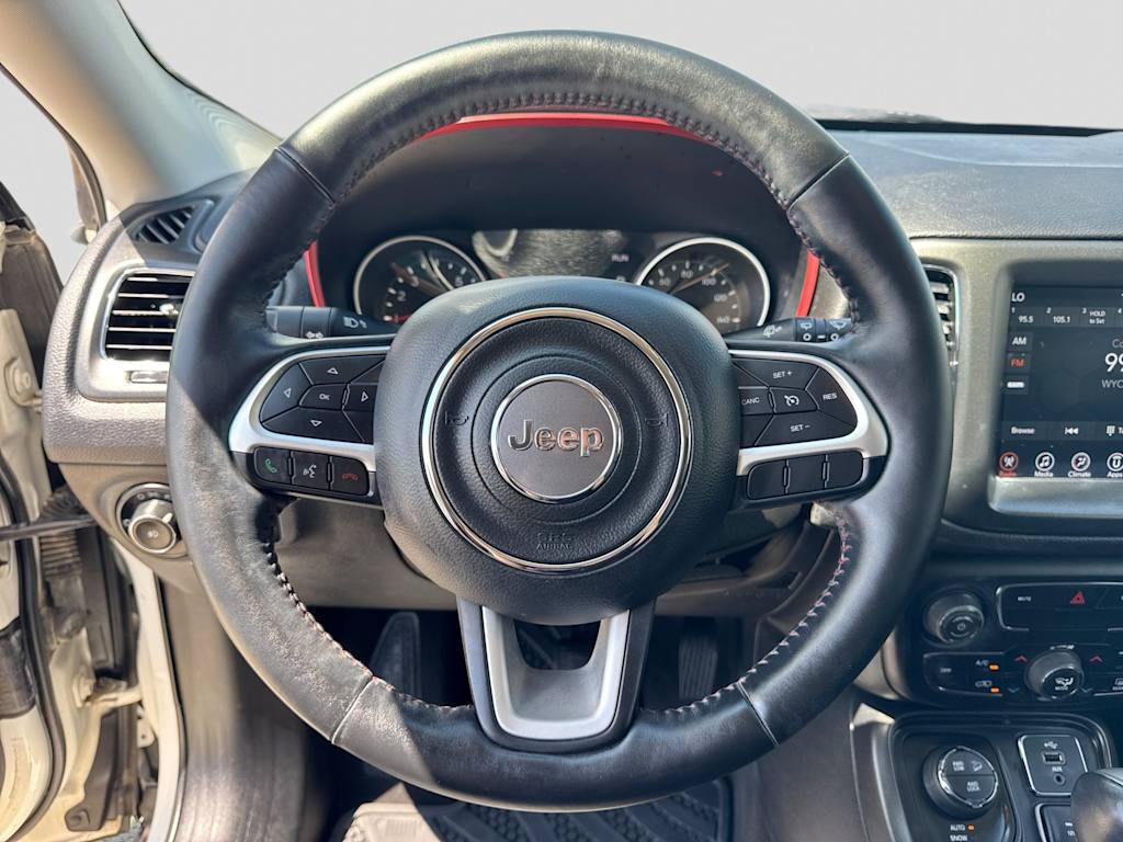 Thumbnail: 2017 Jeep Compass - 12