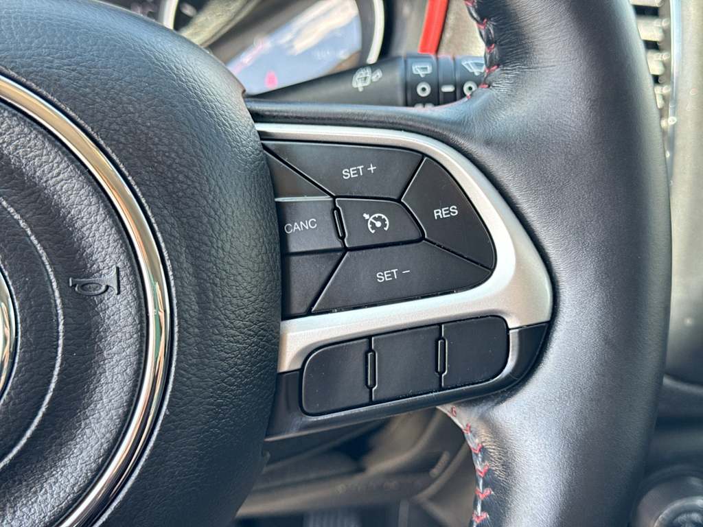 Thumbnail: 2017 Jeep Compass - 29