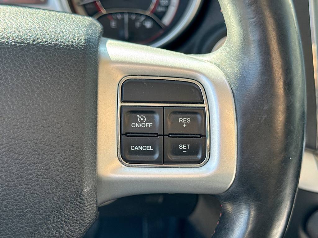 Thumbnail: 2018 Dodge Journey - 32