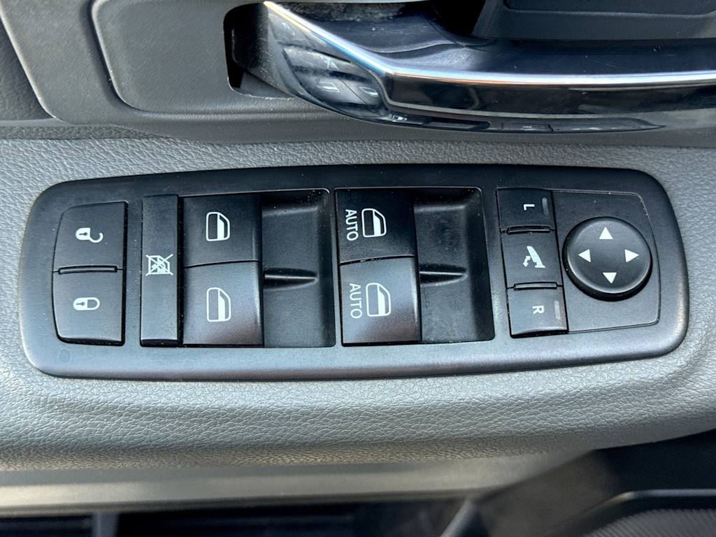 Thumbnail: 2017 RAM 1500 - 18