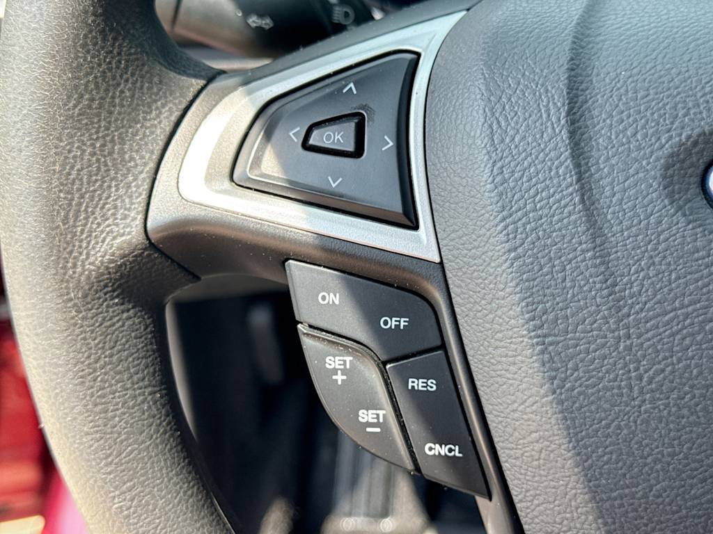 Thumbnail: 2013 Ford Fusion - 27