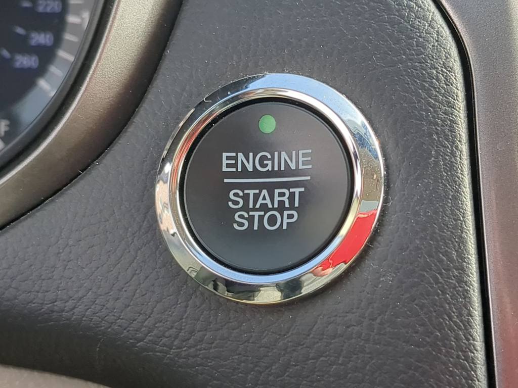 Thumbnail: 2017 Ford Fusion - 31