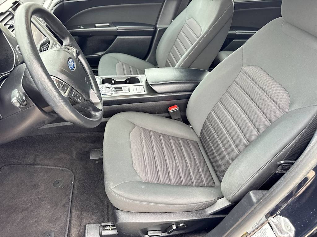 Thumbnail: 2020 Ford Fusion - 9