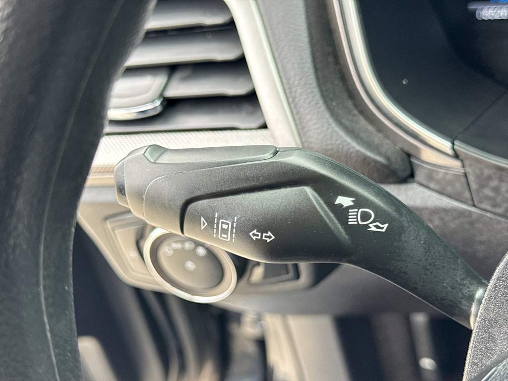 Thumbnail: 2020 Ford Fusion - 32
