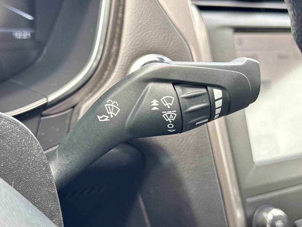 Thumbnail: 2020 Ford Fusion - 14
