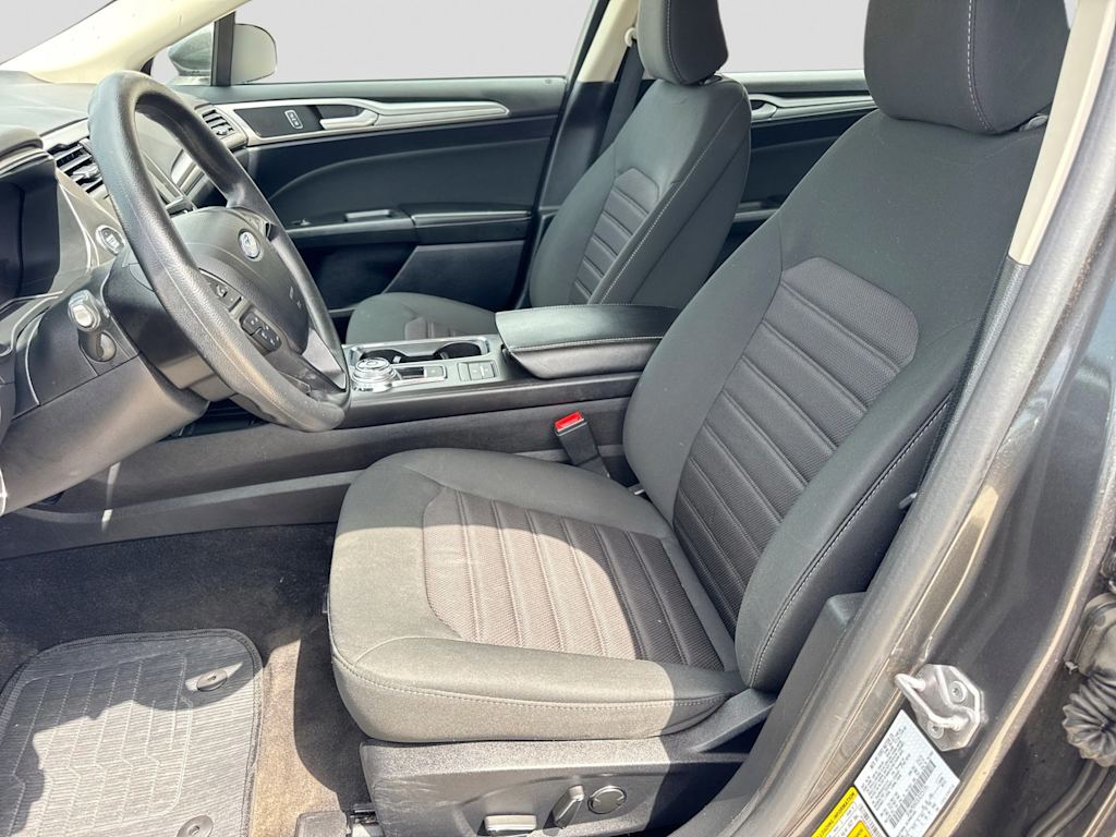 Thumbnail: 2020 Ford Fusion - 9