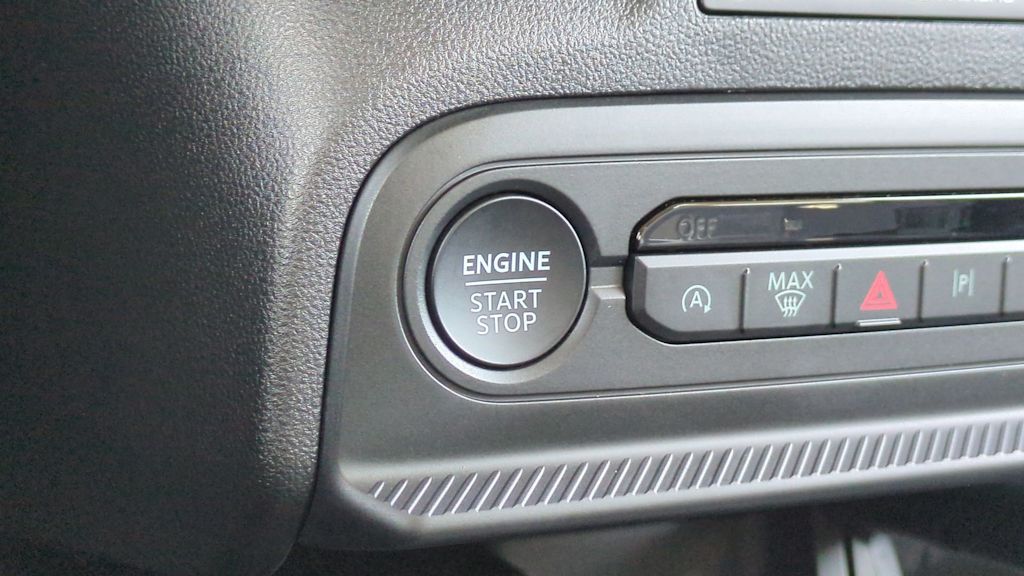 Thumbnail: 2025 Ford Bronco Sport - 31