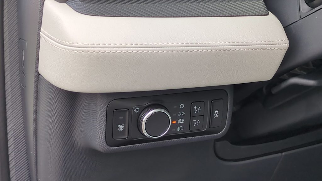 Thumbnail: 2025 Ford Mustang Mach-E - 20