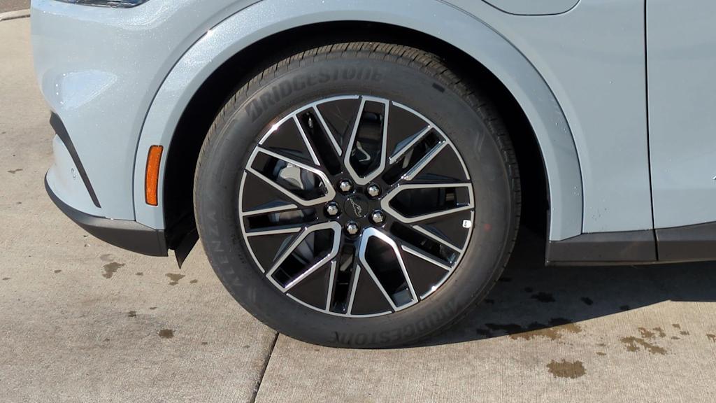 Thumbnail: 2025 Ford Mustang Mach-E - 7