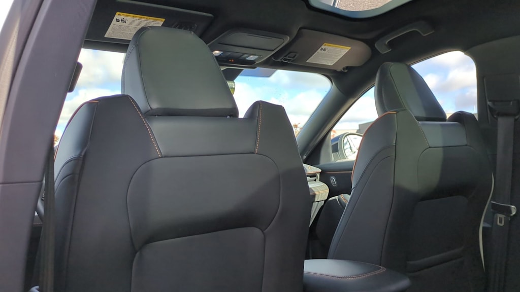 Thumbnail: 2021 Ford Mustang Mach-E - 11