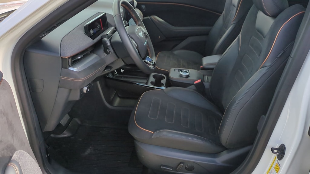 Thumbnail: 2021 Ford Mustang Mach-E - 9