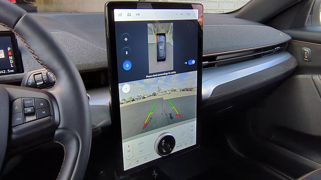 Thumbnail: 2021 Ford Mustang Mach-E - 32