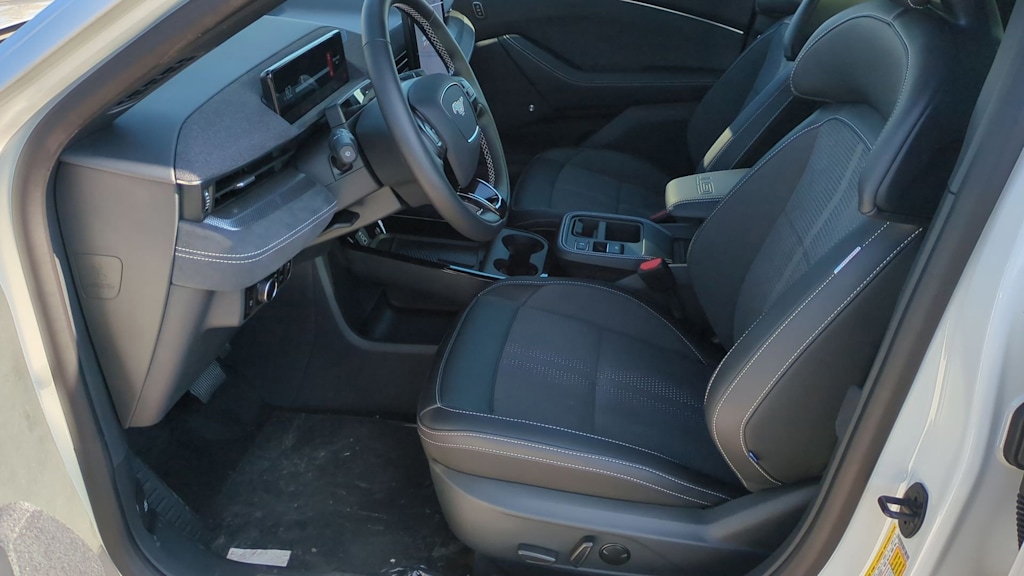 Thumbnail: 2025 Ford Mustang Mach-E - 10