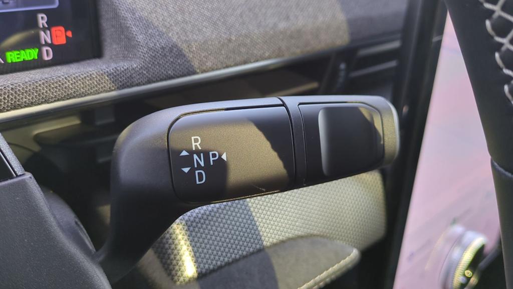 Thumbnail: 2025 Ford Mustang Mach-E - 34