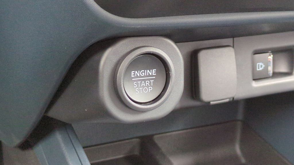 Thumbnail: 2025 Ford Maverick - 32