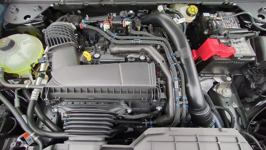 Thumbnail: 2025 Ford Maverick - 9