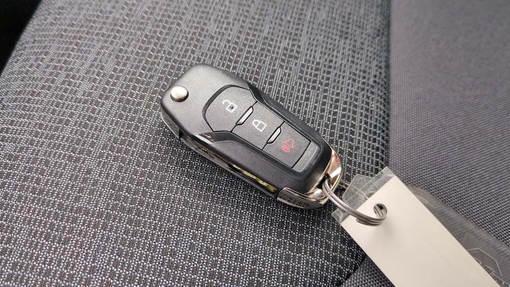 Thumbnail: 2025 Ford Maverick - 36