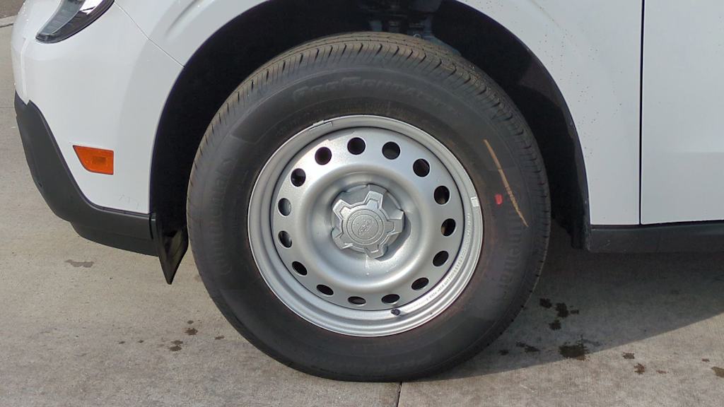 Thumbnail: 2025 Ford Maverick - 8