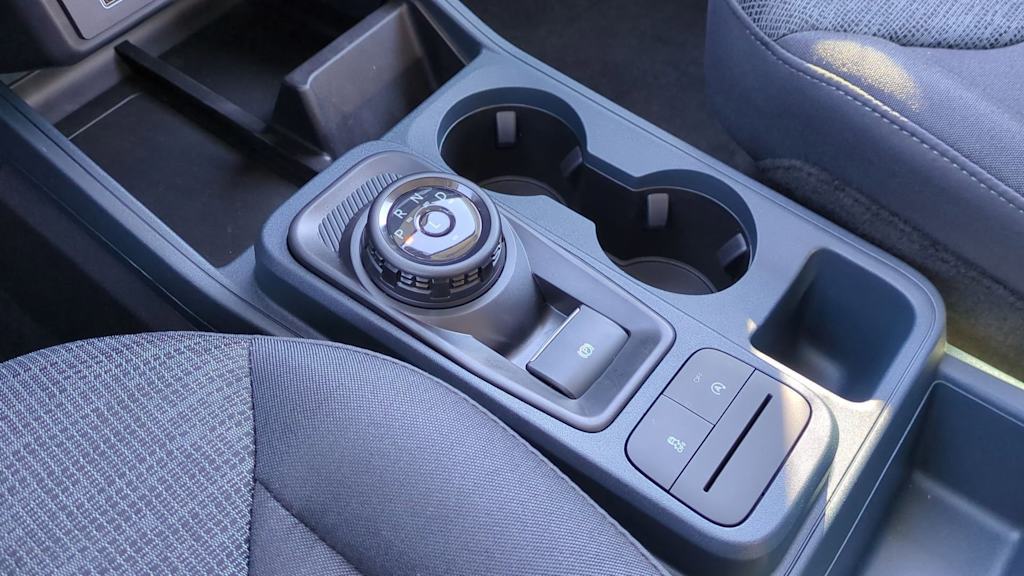 Thumbnail: 2025 Ford Maverick - 32