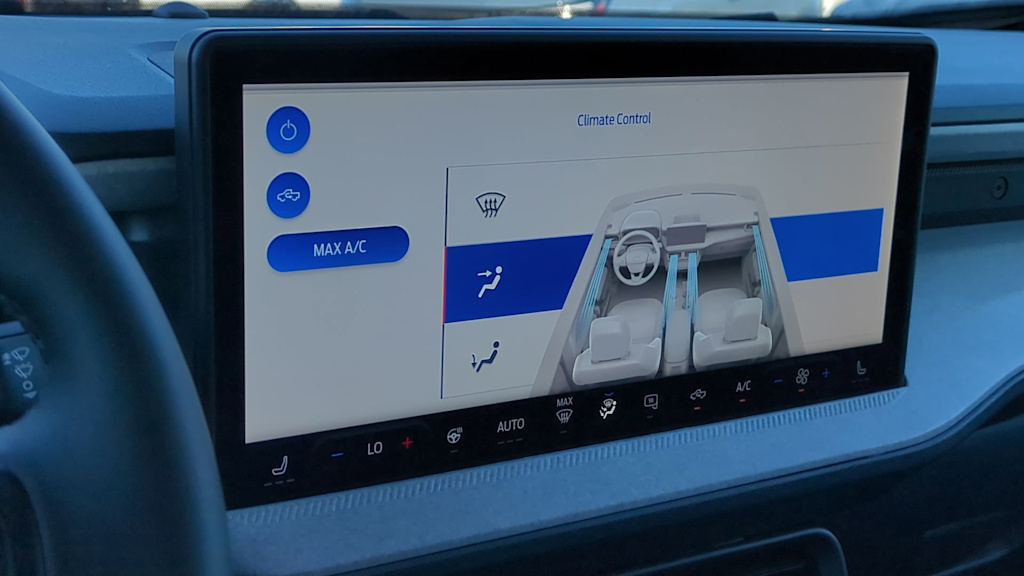 Thumbnail: 2025 Ford Maverick - 32