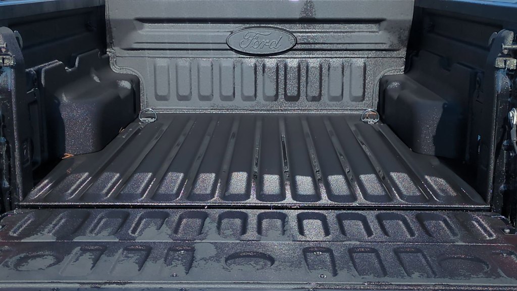 Thumbnail: 2025 Ford Maverick - 17