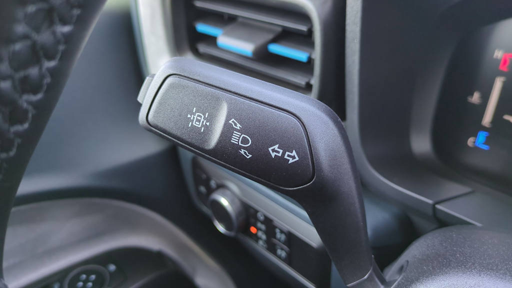 Thumbnail: 2025 Ford Maverick - 15