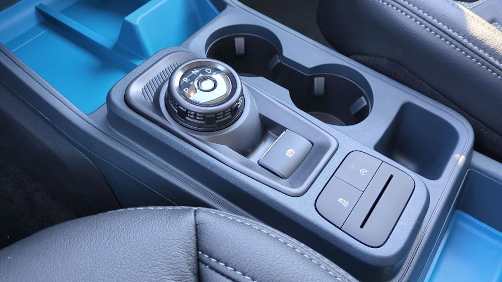 Thumbnail: 2025 Ford Maverick - 35