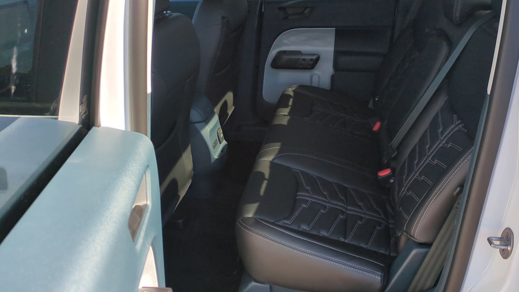 Thumbnail: 2025 Ford Maverick - 13