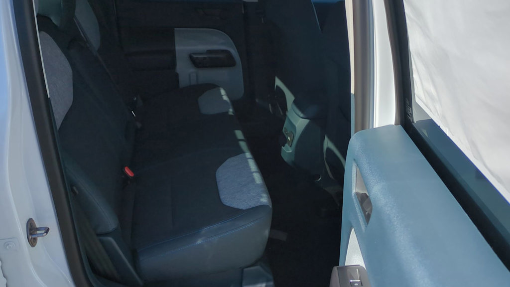 Thumbnail: 2025 Ford Maverick - 23