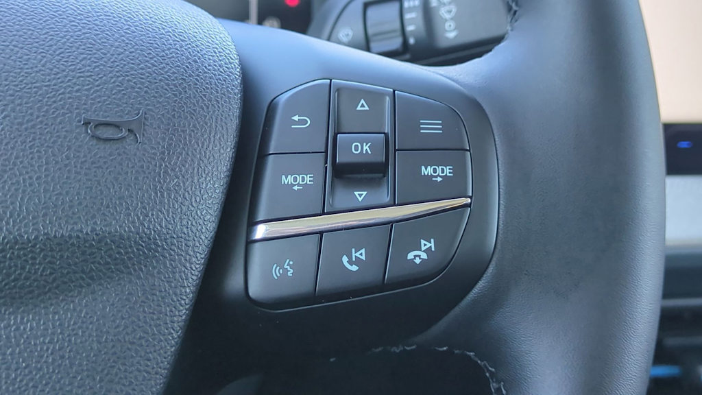 Thumbnail: 2025 Ford Maverick - 25