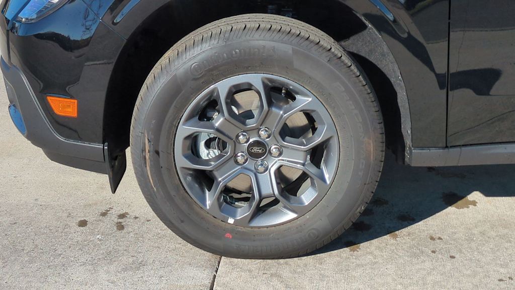 Thumbnail: 2025 Ford Maverick - 8