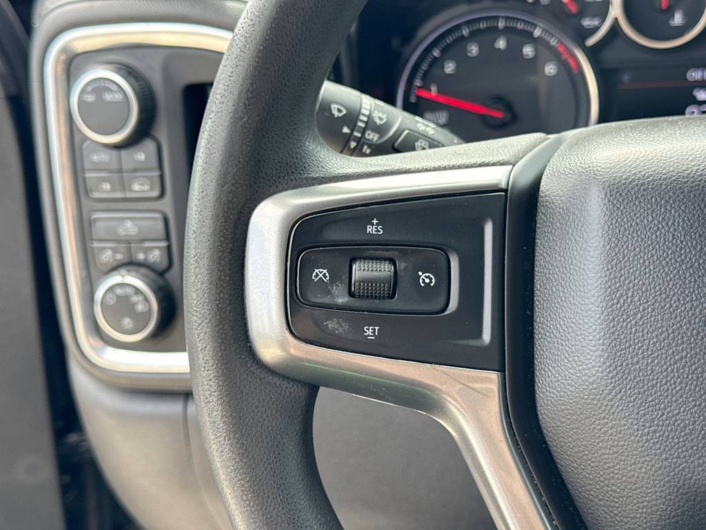 Thumbnail: 2020 Chevrolet Silverado 1500 - 25
