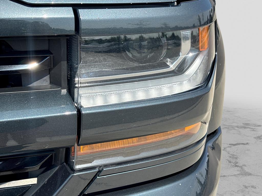 Thumbnail: 2017 Chevrolet Silverado 1500 - 21