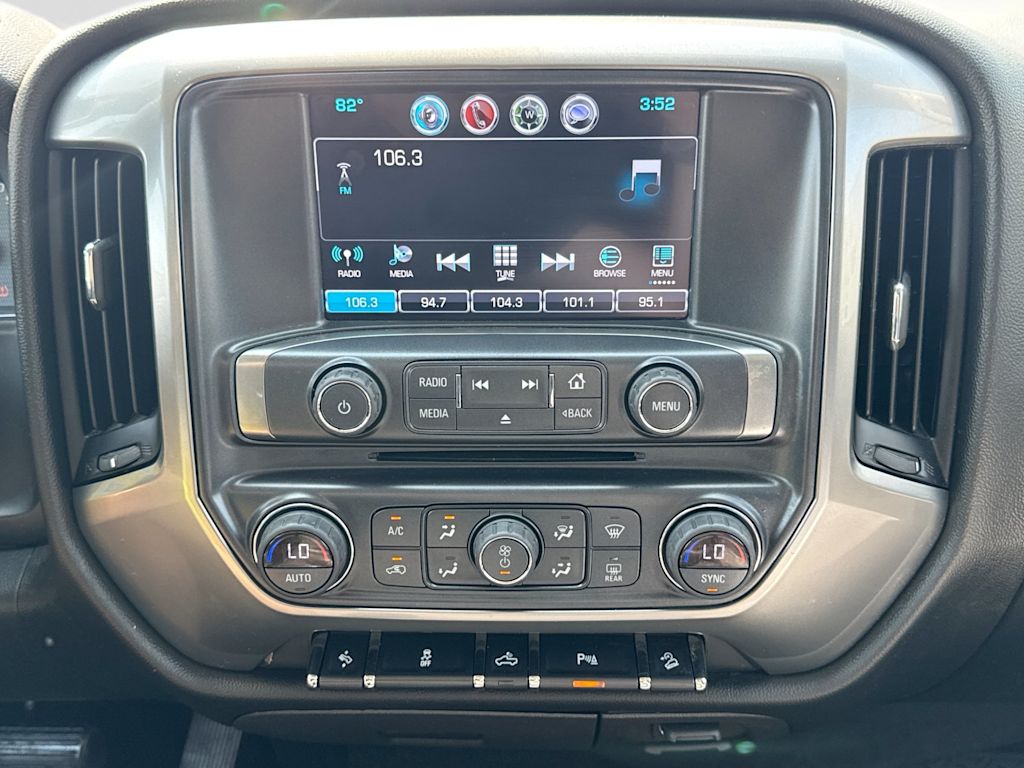 Thumbnail: 2017 Chevrolet Silverado 1500 - 14