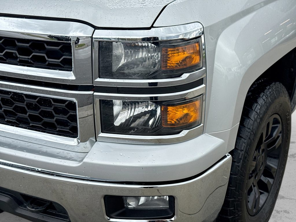 Thumbnail: 2015 Chevrolet Silverado 1500 - 21
