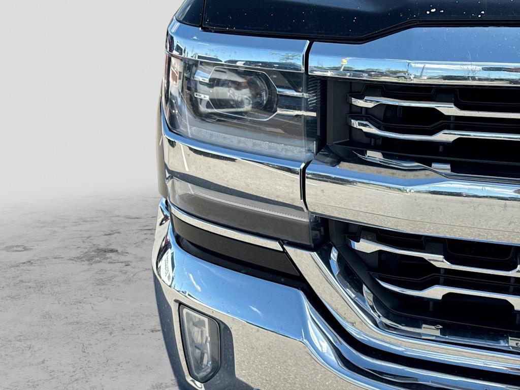 Thumbnail: 2017 Chevrolet Silverado 1500 - 7
