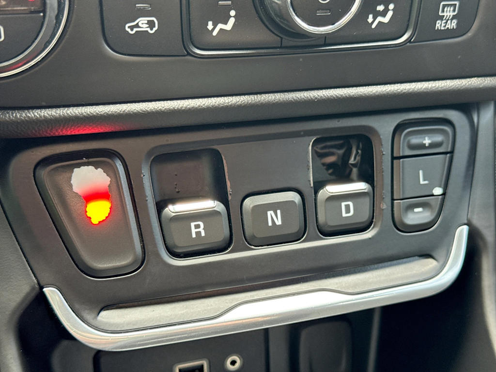 Thumbnail: 2019 GMC Terrain - 35