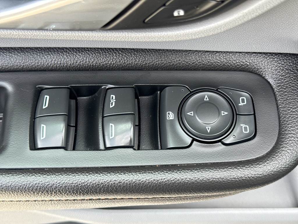 Thumbnail: 2020 GMC Terrain - 23