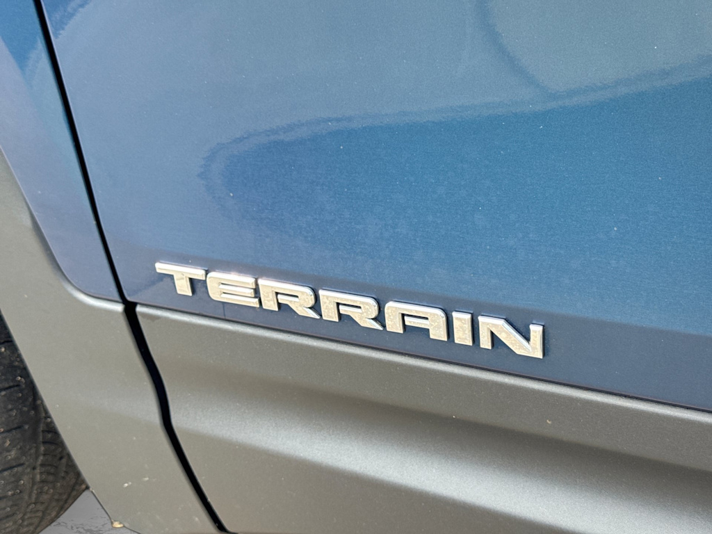 Thumbnail: 2020 GMC Terrain - 22