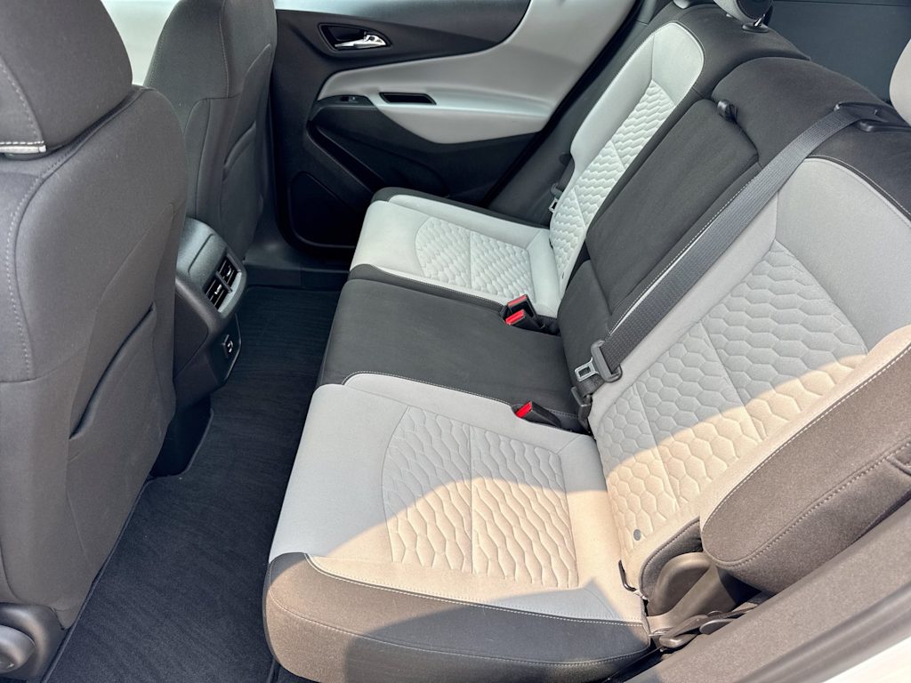 Thumbnail: 2020 Chevrolet Equinox - 25