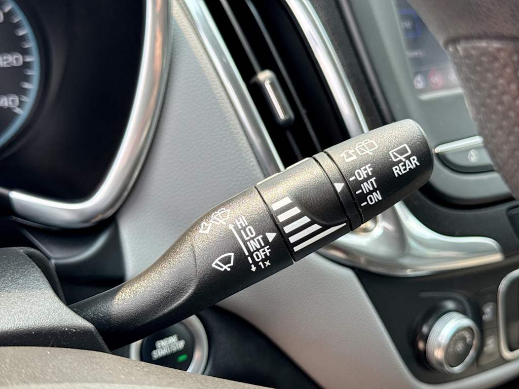 Thumbnail: 2020 Chevrolet Equinox - 15