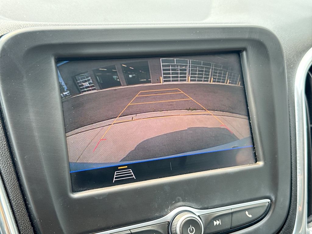 Thumbnail: 2020 Chevrolet Equinox - 31