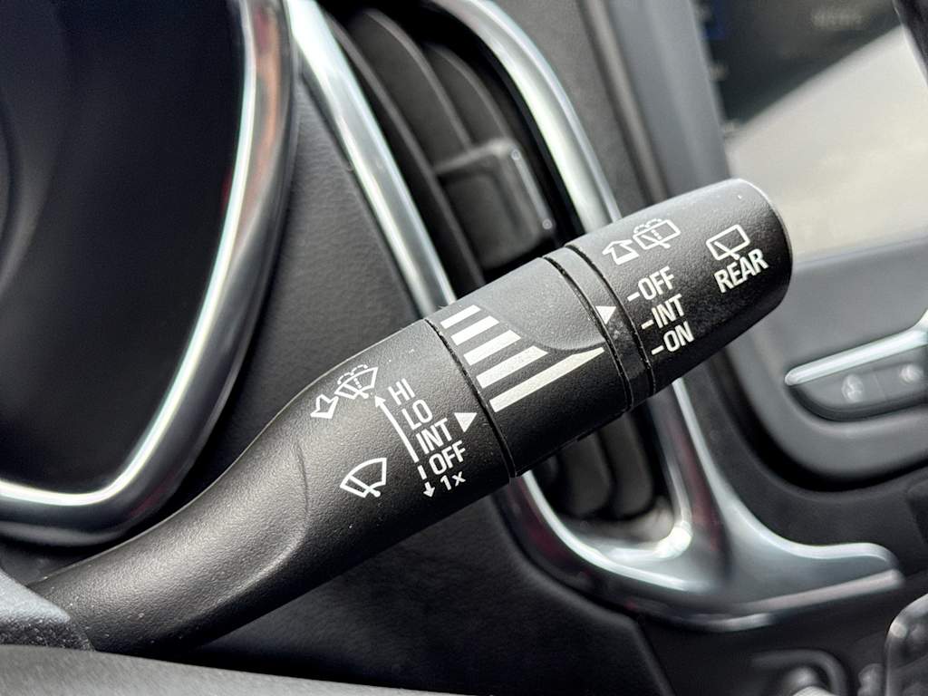 Thumbnail: 2019 Chevrolet Equinox - 15